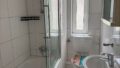 Muster-Badezimmer
