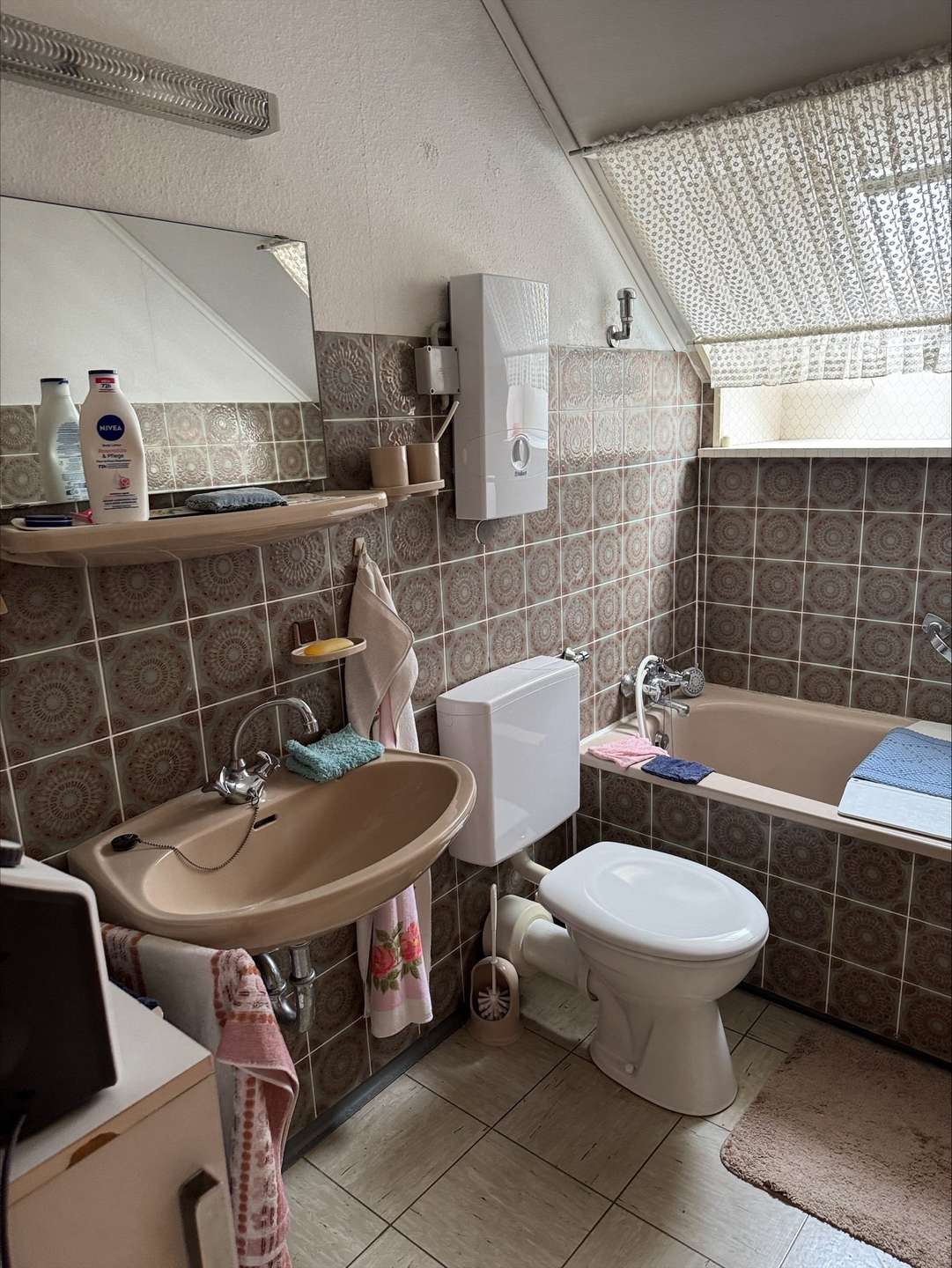 Badezimmer OG.