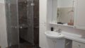 EG Bad I mit Dusche und Wanne