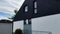 Ostansicht mit Garage